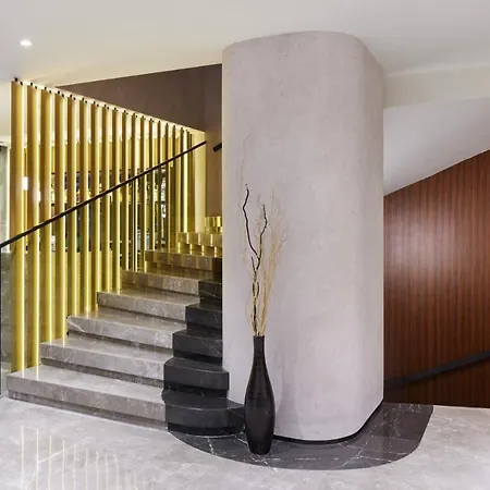 Lamartine - 4*